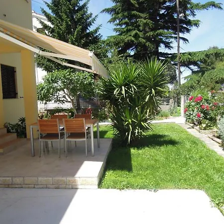 Apartament Cozy Retreat By The Sea Puntamika Zadar