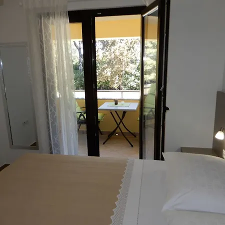 Cozy Retreat By The Sea Puntamika Apartament *