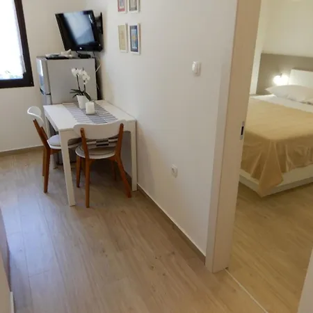 Cozy Retreat By The Sea Puntamika Apartament *