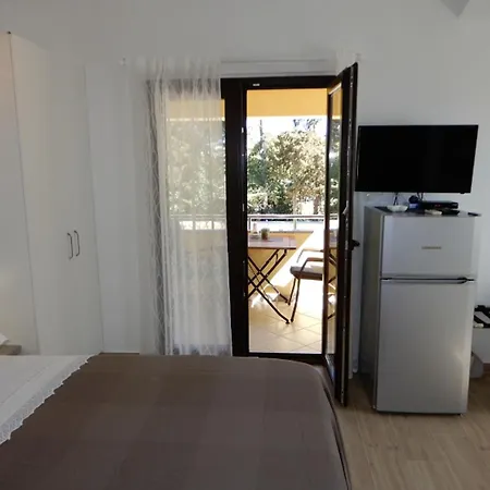 Cozy Retreat By The Sea Puntamika Apartament Zadar